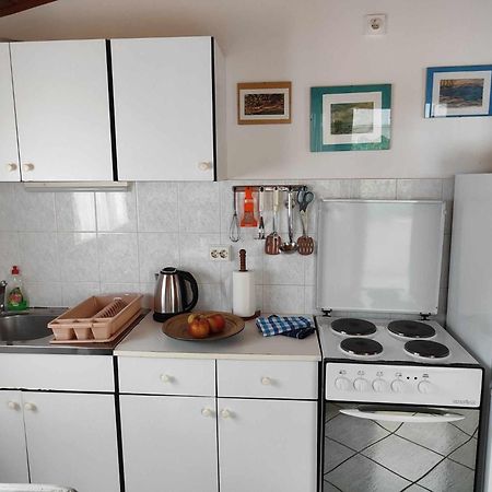Apartments By The Sea Basina, Hvar - 116 Vrboska Luaran gambar