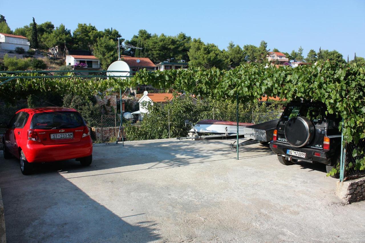 Apartments By The Sea Basina, Hvar - 116 Vrboska Luaran gambar